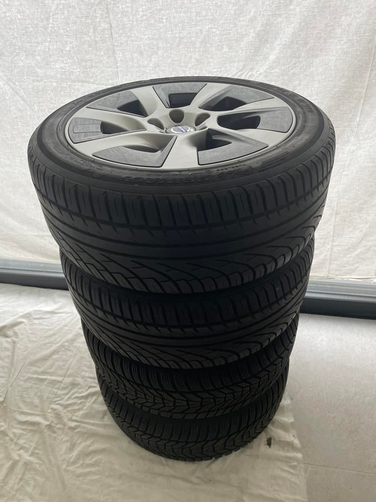 ✅5x108 velgen 17 inch met banden/ volvo velgen, Ophalen, Zo goed als nieuw