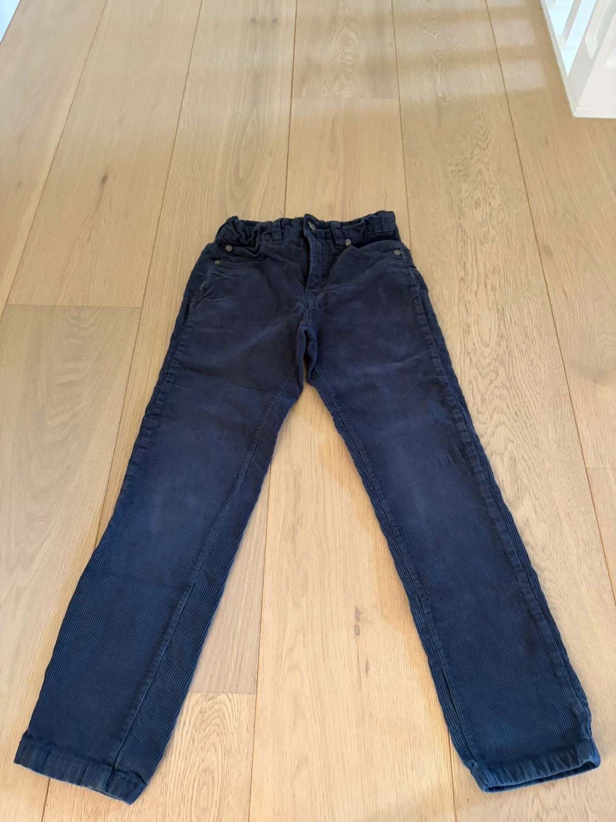 Corduroy broek lcee maat 128, Kinderen en Baby's, Kinderkleding | Maat 128, Ophalen of Verzenden, Gebruikt, Jongen, Broek