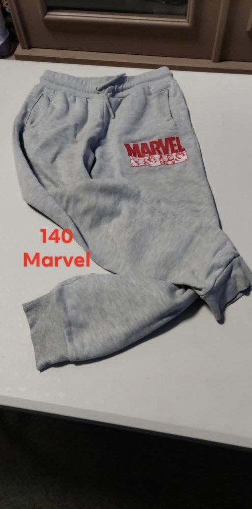 Broek Maat 140 Minecraft 3€Broek c&a Maat 140 en a, Ophalen, Zo goed als nieuw, Jongen, Broek