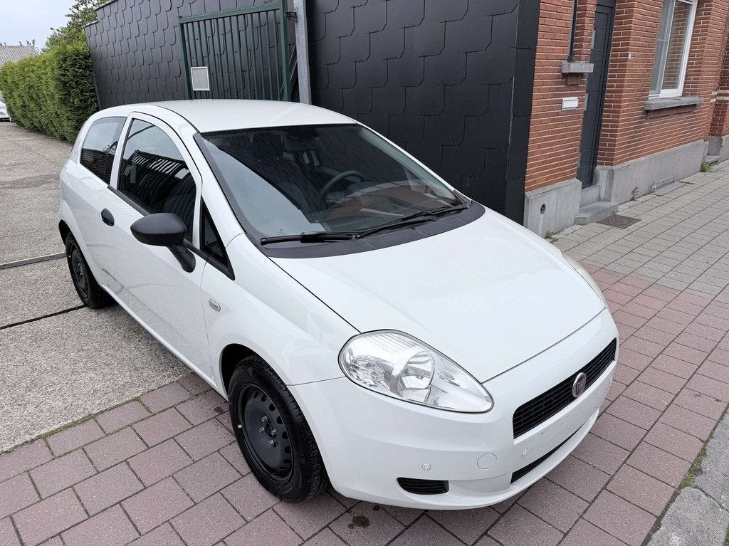 Fiat Punto 1.2 I EDITION ACTUAL, Auto's, Fiat, Stof, Gebruikt, Bedrijf, Punto
