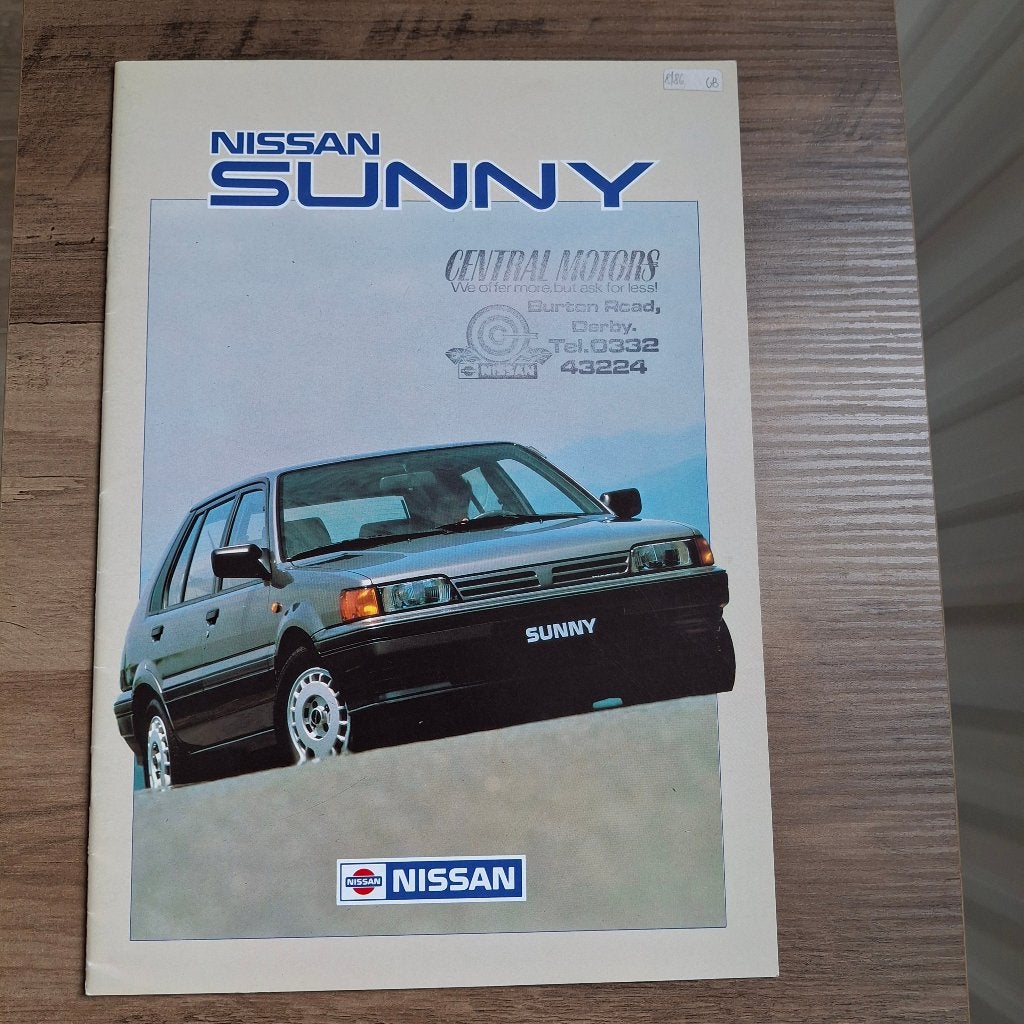 NISSAN  SUNNY 8/86, Livres, Autos | Brochures & Magazines, Enlèvement ou Envoi, Neuf, Nissan