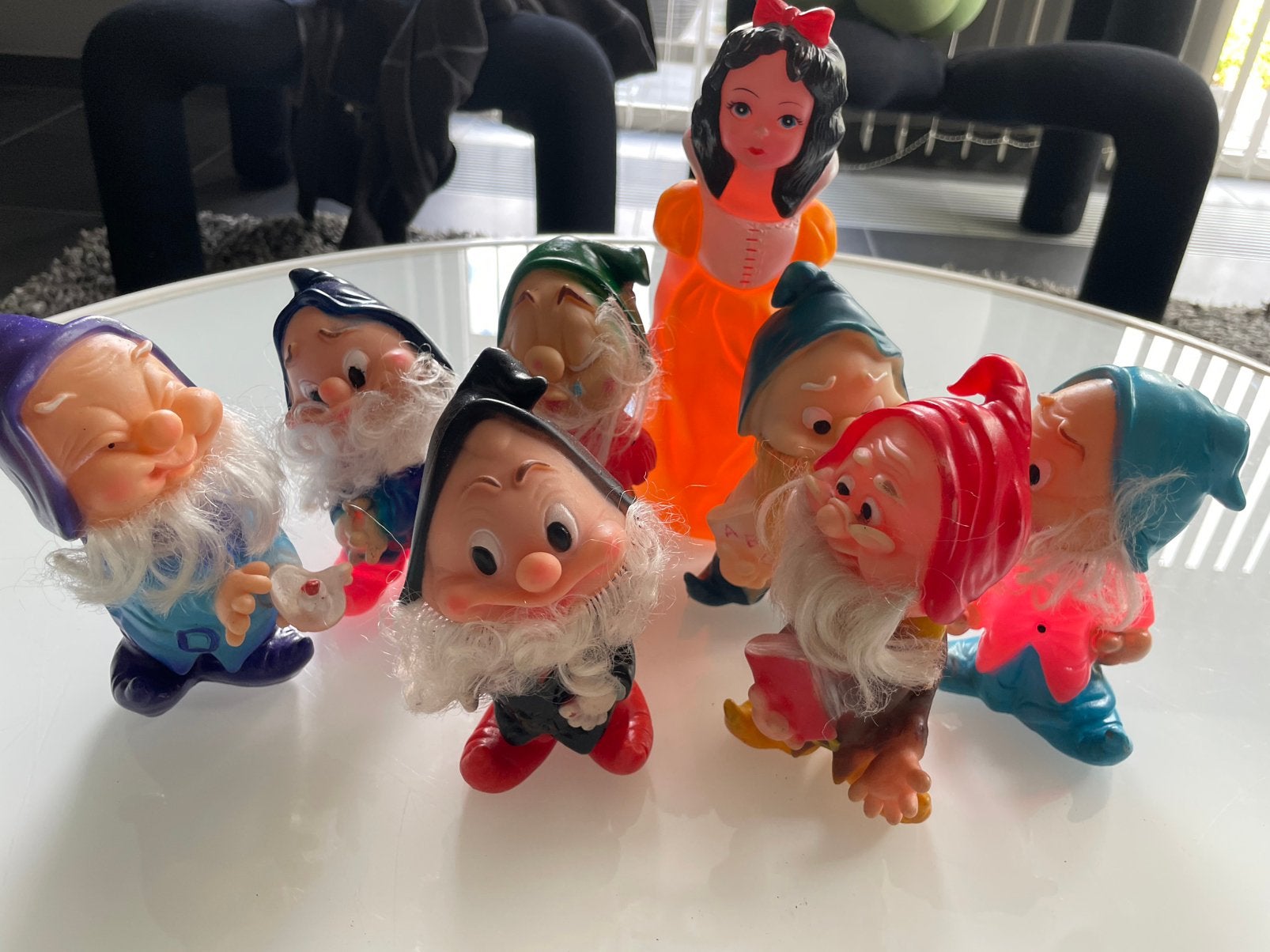 7 dwergen met sneeuwwitje rubber poppetjes, Kinderen en Baby's, Ophalen of Verzenden, Gebruikt