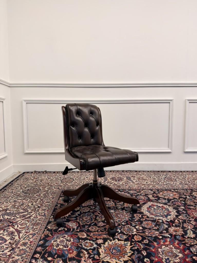 Chaise de bureau Chesterfield anglaise classique, Enlèvement