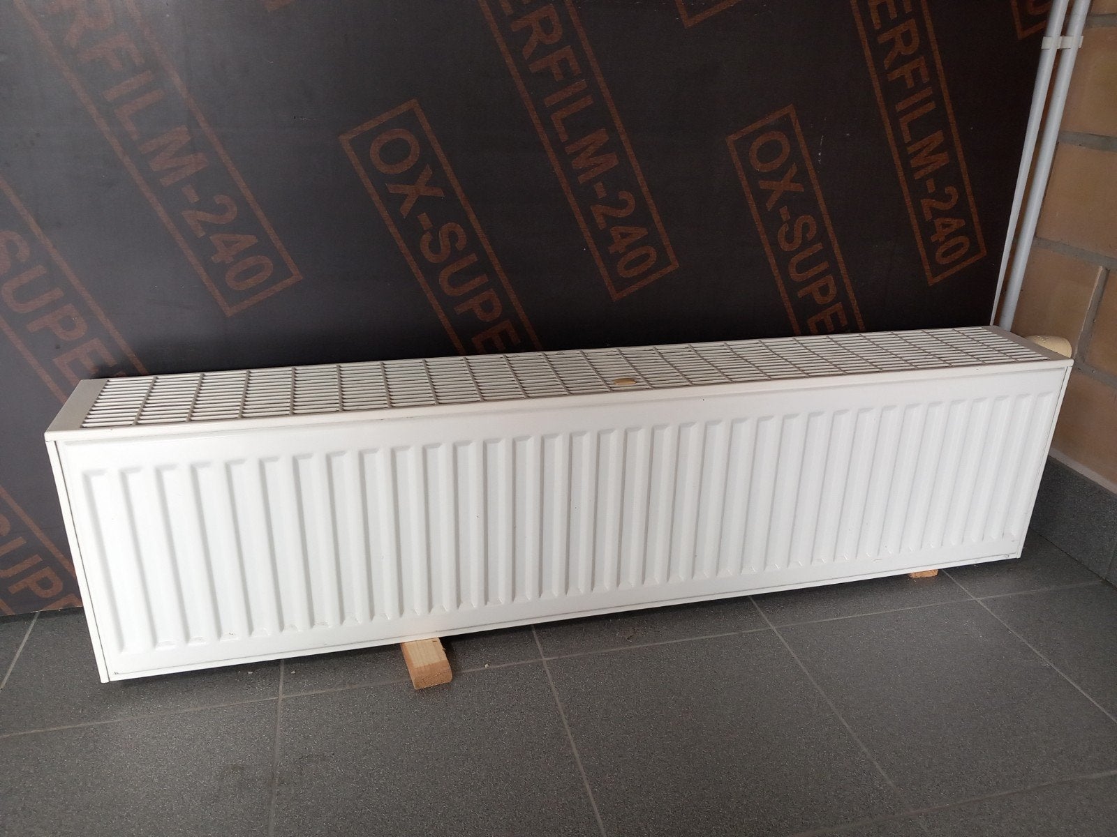 radiator, Doe-het-zelf en Bouw, Verwarming en Radiatoren, Ophalen, 30 tot 80 cm, Radiator, Zo goed als nieuw