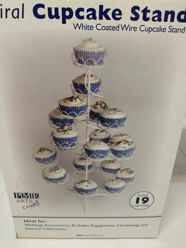 Grand porte cupcakes, grand présentoir à cupcakes, mariage, Enlèvement