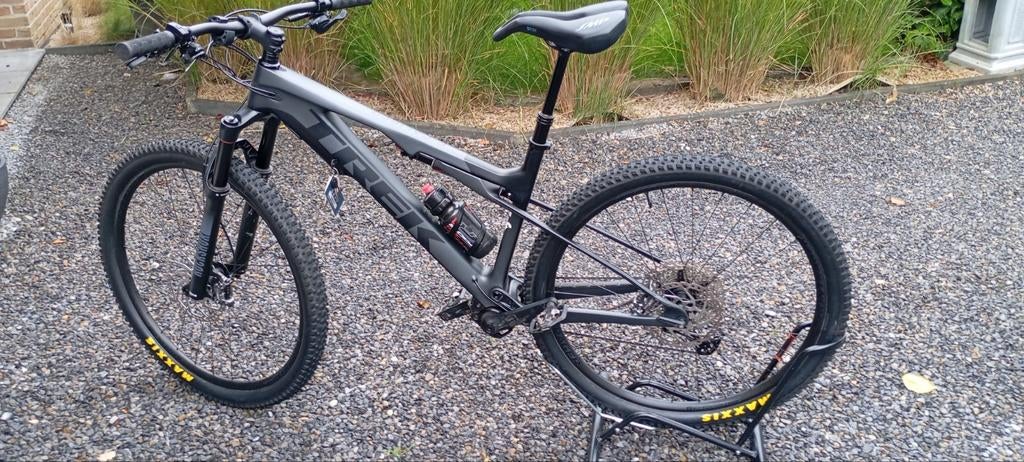 Mountainbike van het kaliber Trek E, Fietsen en Brommers, Trek
