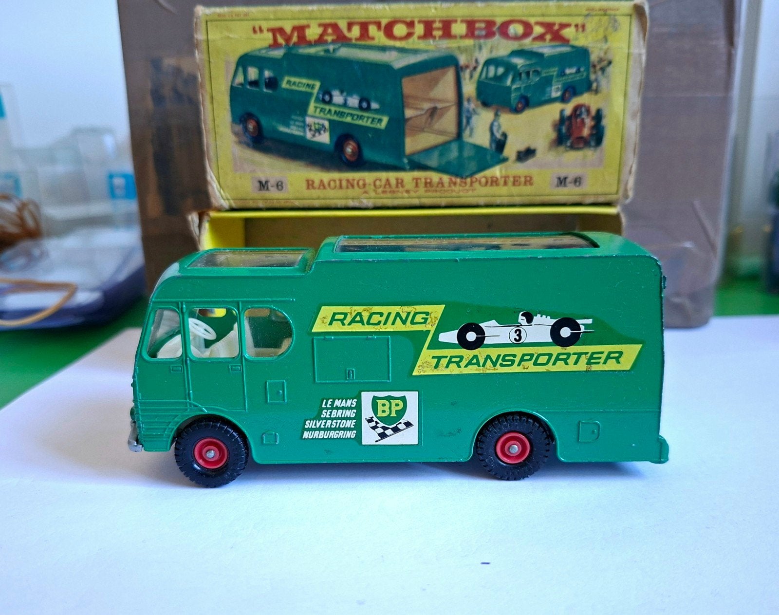 matchbox M 6 racing car transporter, Enlèvement ou Envoi, Matchbox