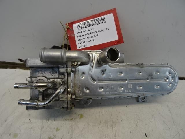 DIVERS DIVERS Skoda Octavia Combi (1Z5) (038131513AD), Utilisé, Skoda