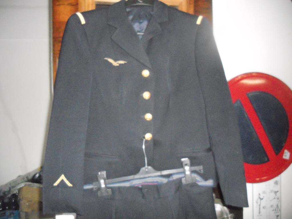 uniforme armée guerre pour connaisseur dans son jus 2, Collections, Enlèvement