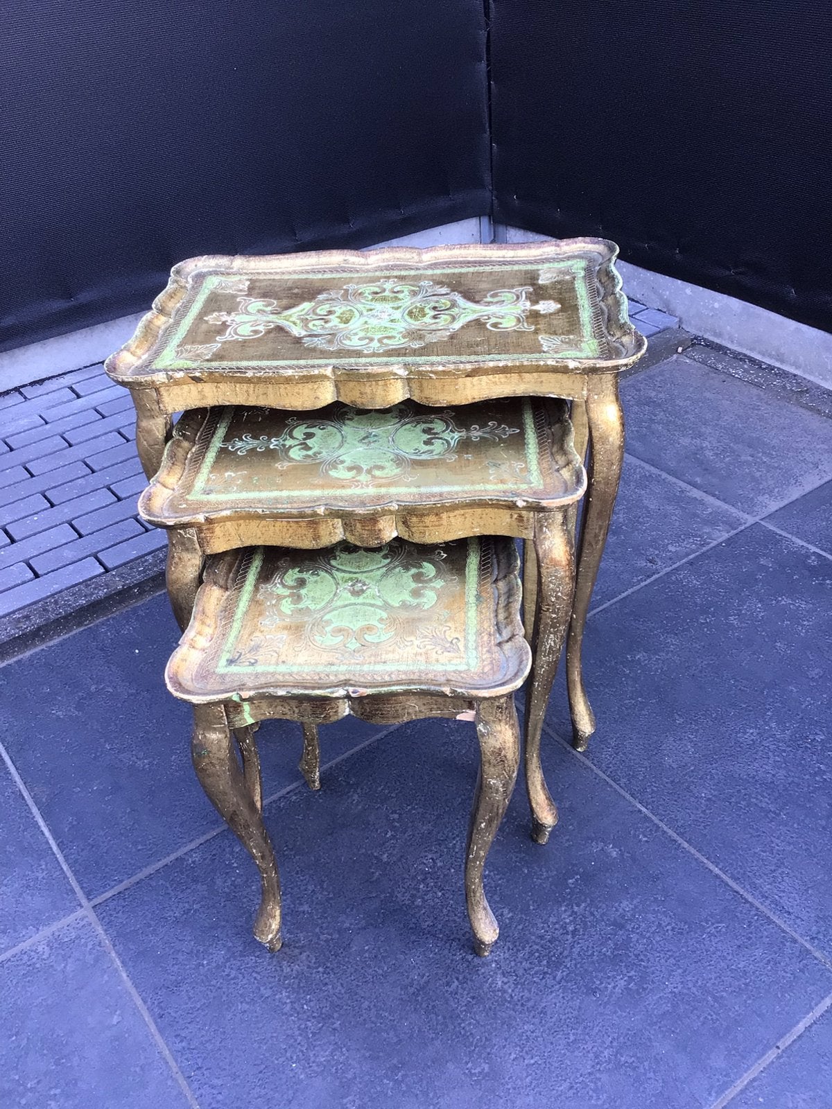 Set van drie florentijnse tafeltjes, Antiek en Kunst, Ophalen