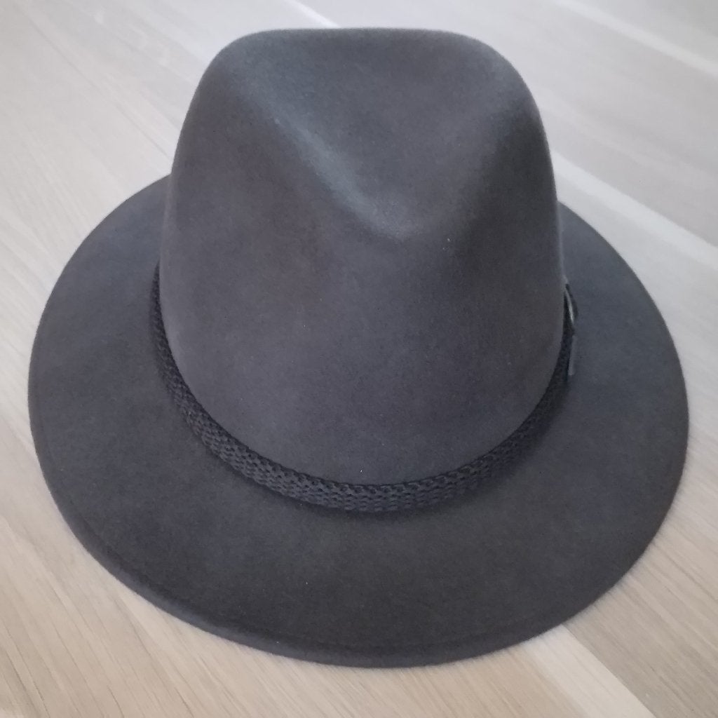 Wollen hoed, Ophalen, Zo goed als nieuw, 57 cm (M, 7⅛ inch) of minder, Hoed