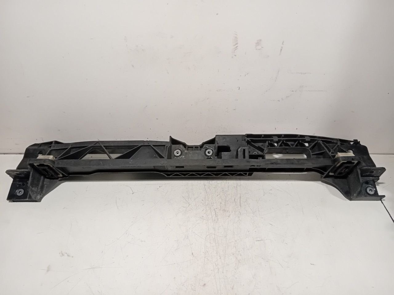 Voorfront slotplaat Peugeot 3008, Onderdelen@venauto.nl, Van der Ven Autorecycling B.V., Ettenseweg 76, 4706 PB Roosendaal, The Netherlands