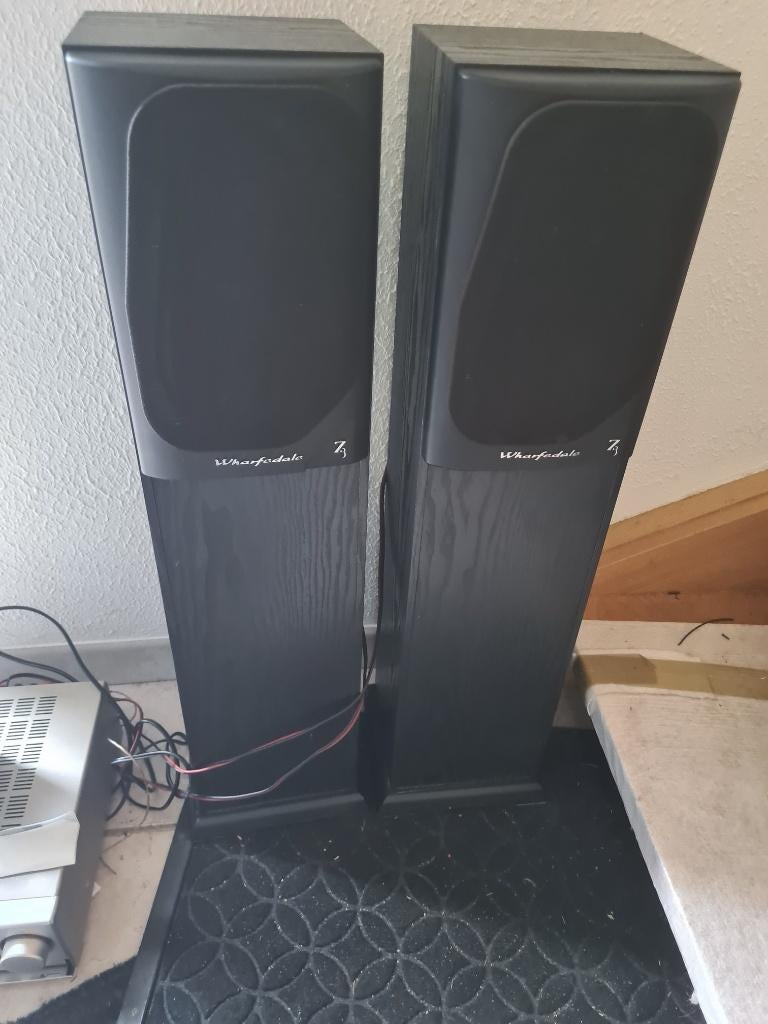 Ensemble de haut-parleurs Wharfedale Diamond 7.3., Autres marques, Enlèvement ou Envoi, 60 à 120 watts, Utilisé