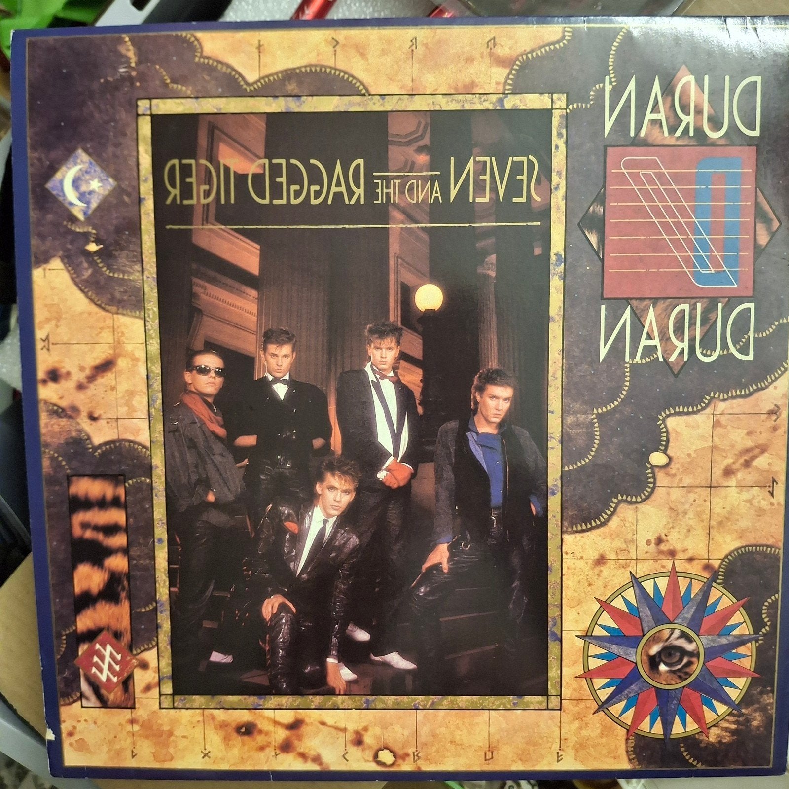 duran  duran Seven and the Ragged Tiger 
Seven And The Ragge, Enlèvement ou Envoi