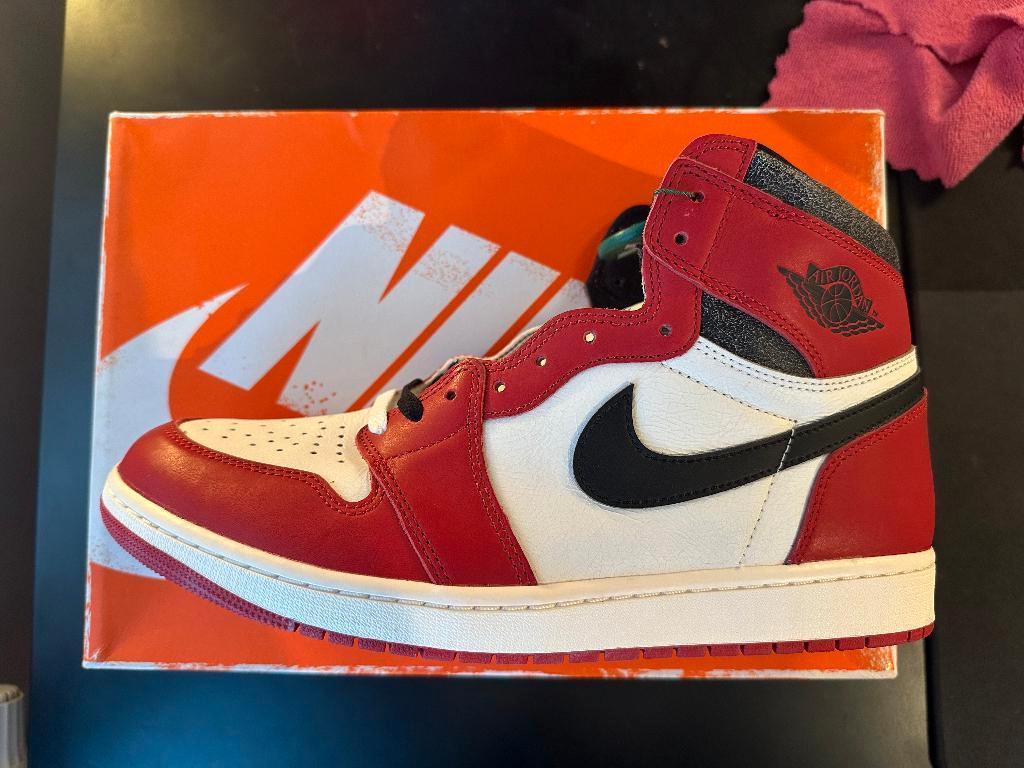 Nike Jordans, Travis Scott, 6 pairs, Enlèvement ou Envoi, Neuf, Chaussures