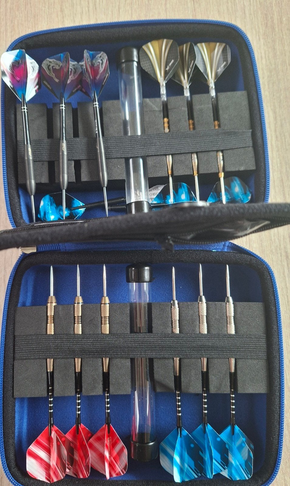 Darts Case met 12 darts pijlen, 3 pijlen peter Wright ., Enlèvement, Comme neuf, Fléchettes