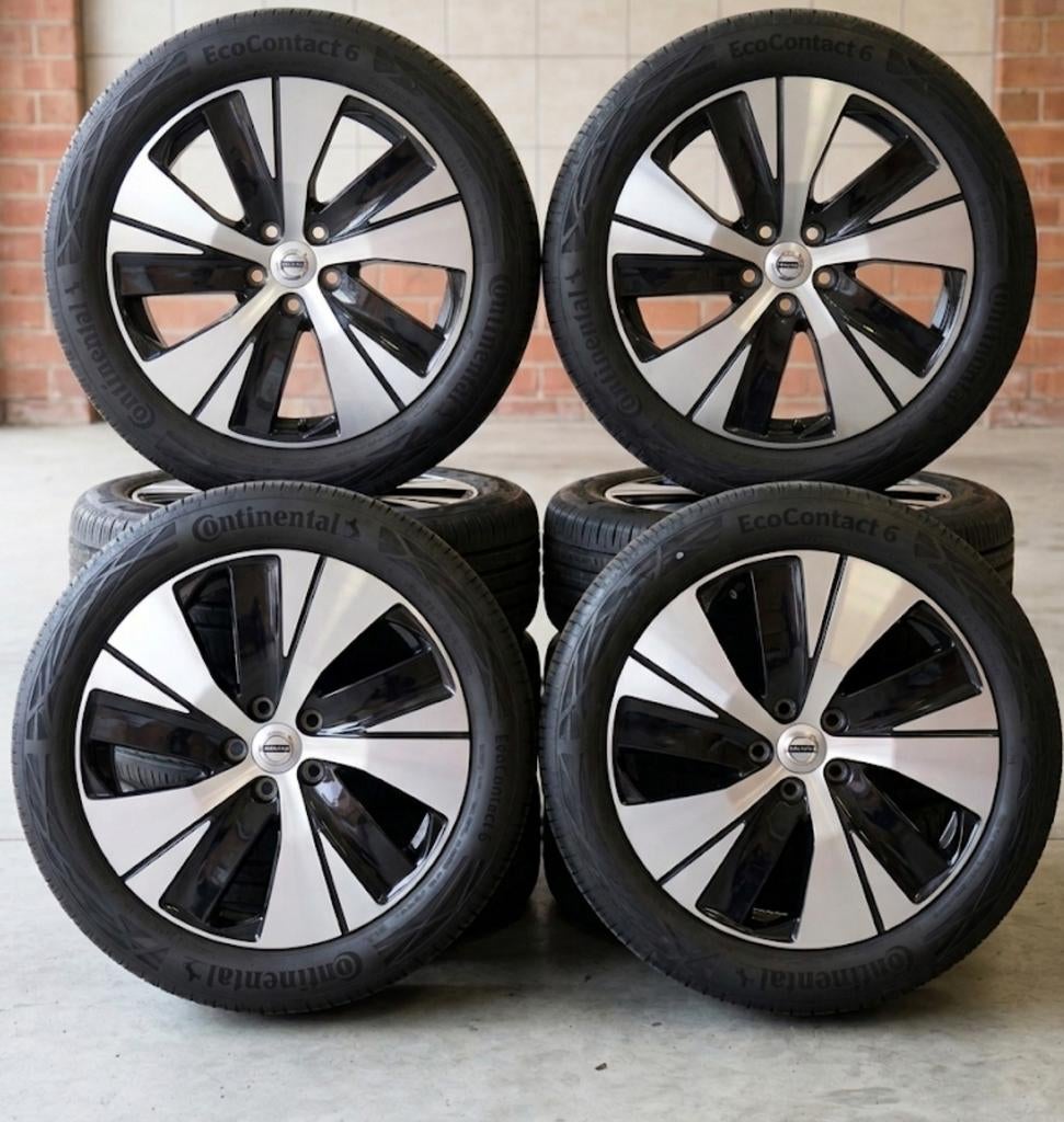 4 Volvo originele xc40 xc 40 velgen en zomer banden, Autos : Pièces & Accessoires, Pneus & Jantes, Enlèvement, Pneu(s)