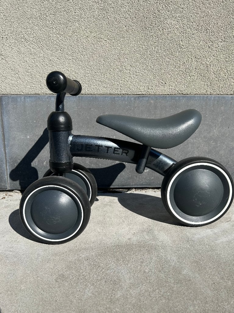 Jetter mini-loopfiets / peuterfiets (grijs/antraciet), Ophalen, Zo goed als nieuw, Loopfiets