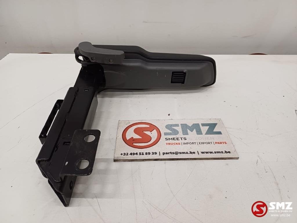 Armrest right Caterpillar, Nieuw, Overige merken, Interieur en Bekleding