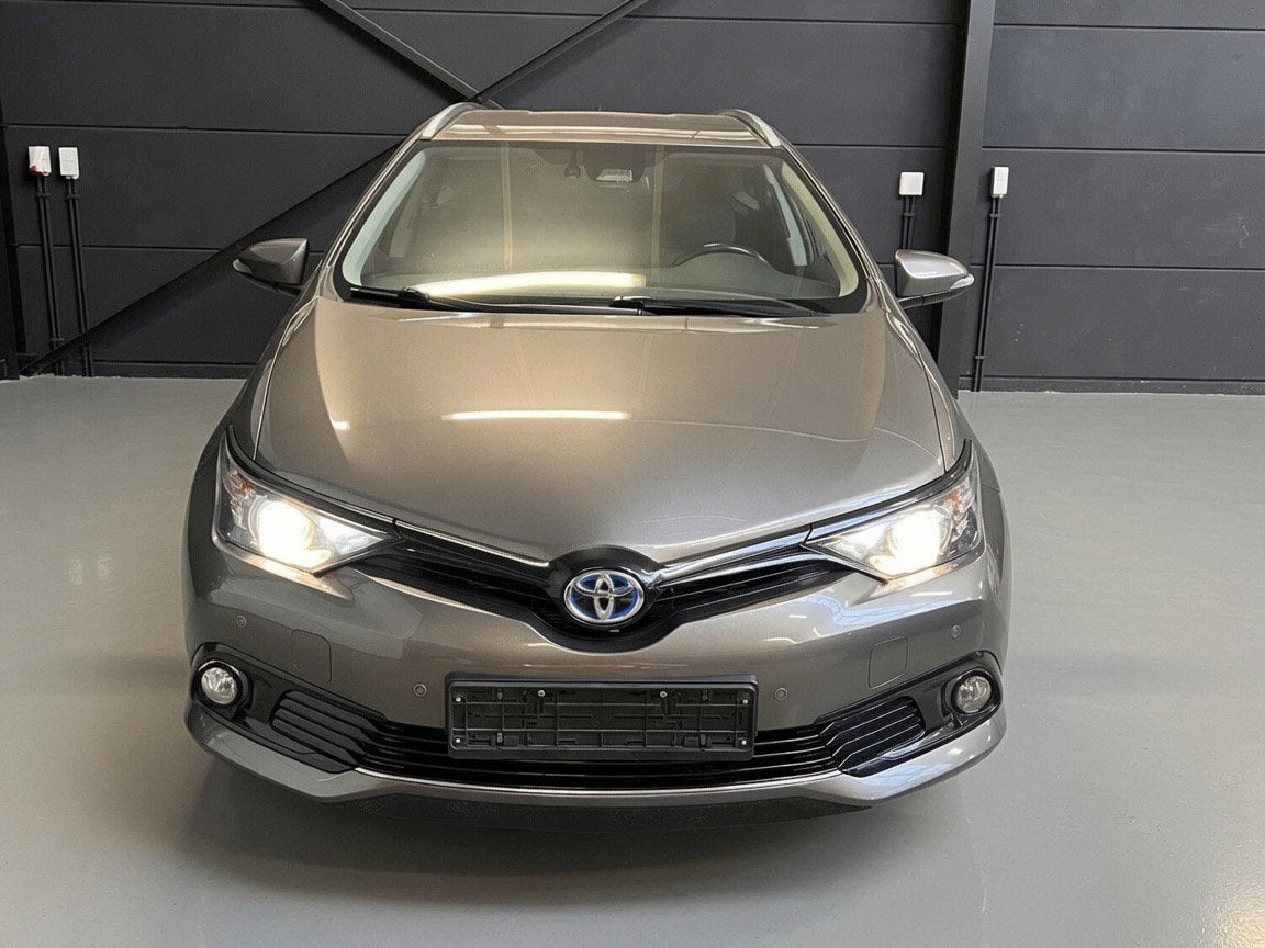 Toyota Auris 1.8 hybride automaat, bj2019, 132.000km,, Auto's, Automaat, Stof, Euro 6, Navigatiesysteem