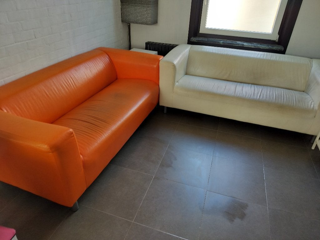Twee driezitzetels (gratis), Ophalen, Kunststof, Gebruikt, 150 tot 200 cm