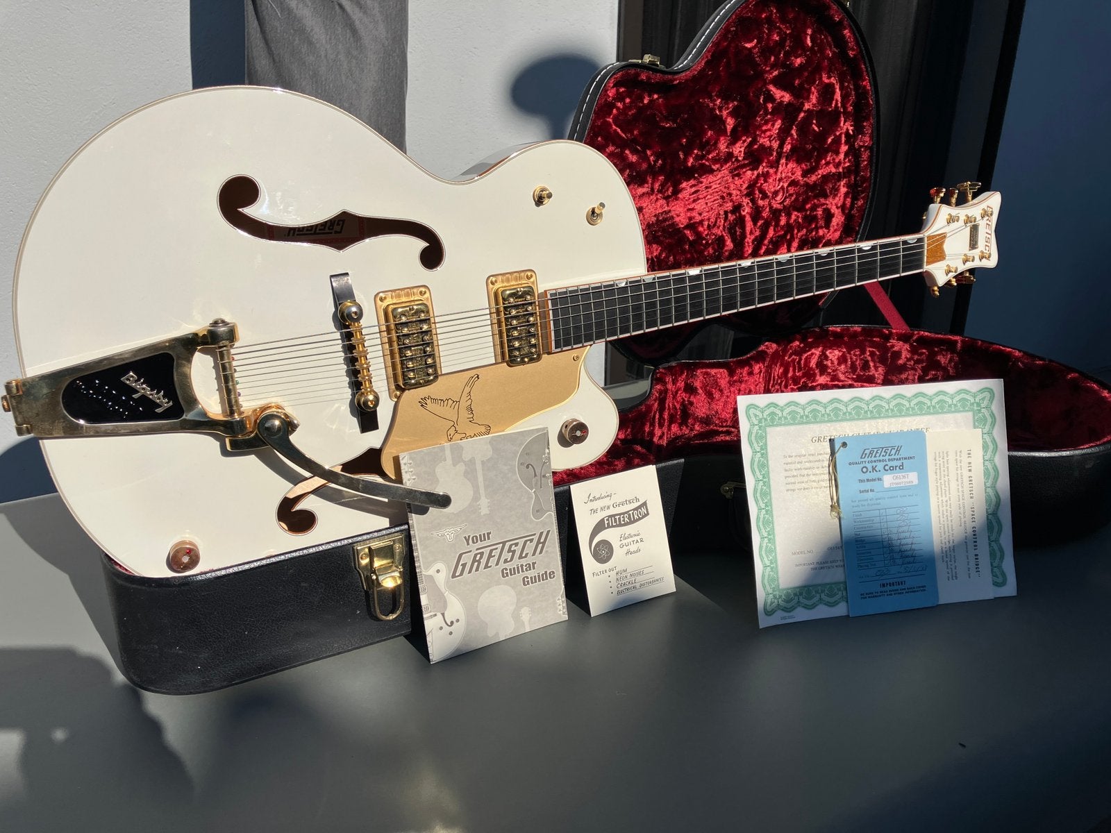 Gretsch The White Falcon G6136T Filtertron, Ophalen, Zo goed als nieuw