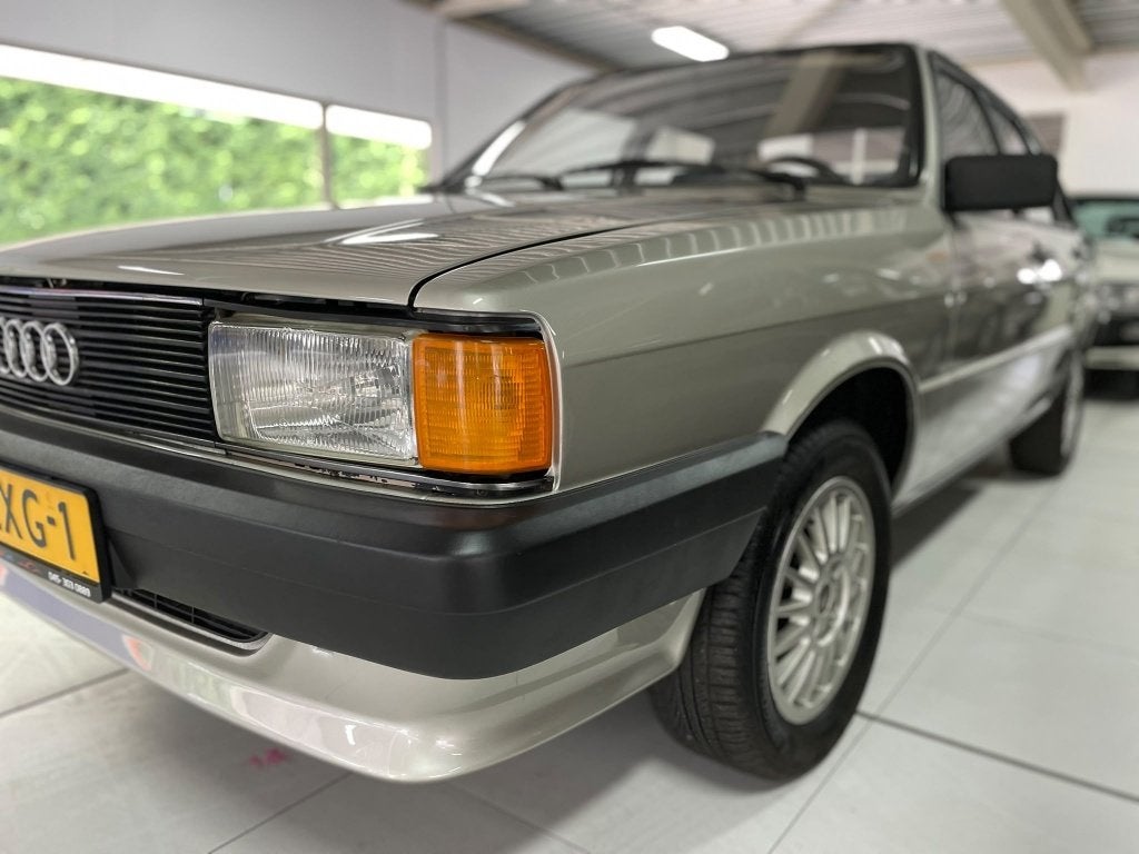 80 GT 1.8 66Kw 1986, Auto's, Voorwielaandrijving, Stof, 4 cilinders, Grijs