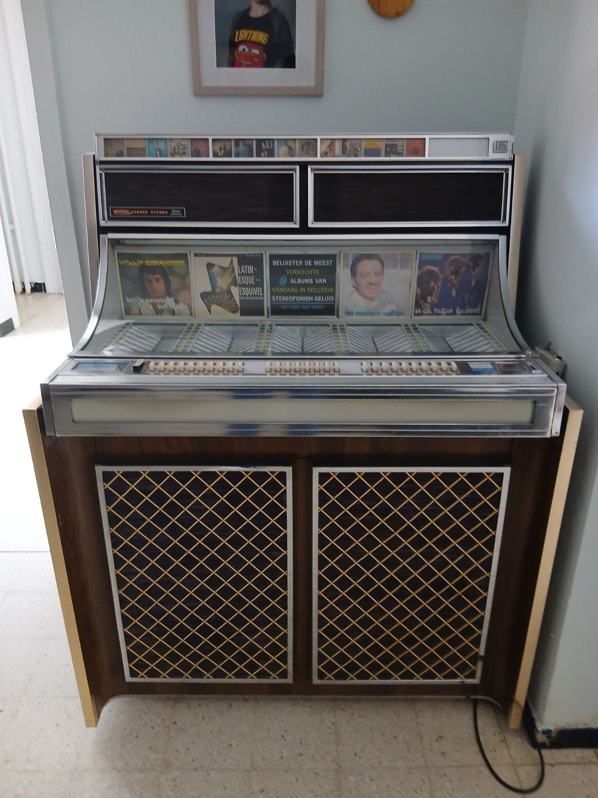 Vintage Seeburg LPC480 Stereo Jukebox – 3 Way, Verzamelen, Ophalen, Seeburg