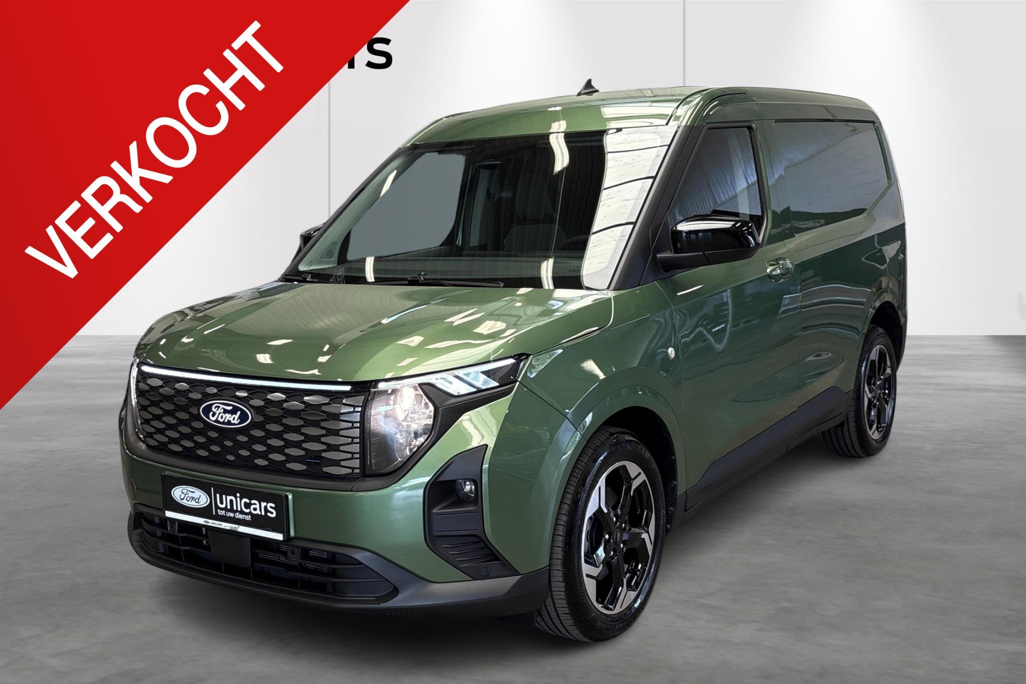 Ford Transit Courier 43kWh 100kW Limited, Auto's, 4 deurs, Stof, Gebruikt, 750 kg