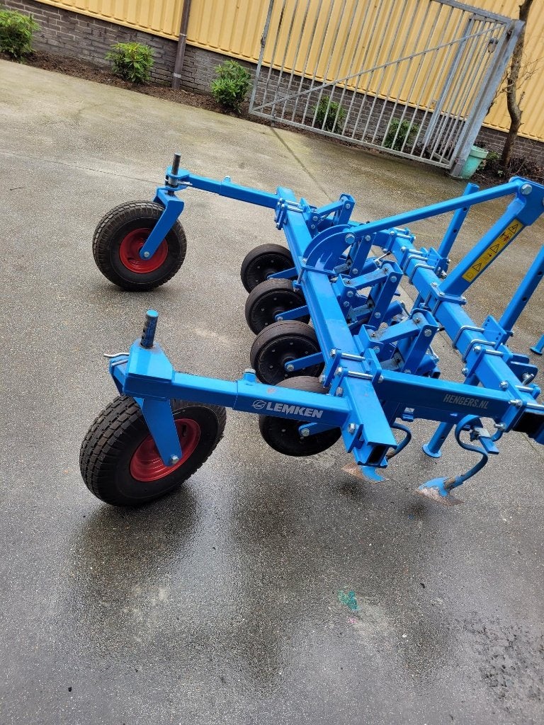 Frontschoffel lemken met sporen wisser, Ophalen