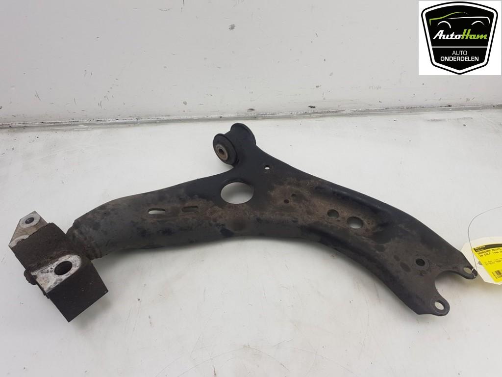 BRAS DE SUSPENSION AVANT DROIT (TRIANGLE) Golf VI (5K1), Autos : Pièces & Accessoires, Suspension & Châssis, Volkswagen, Utilisé