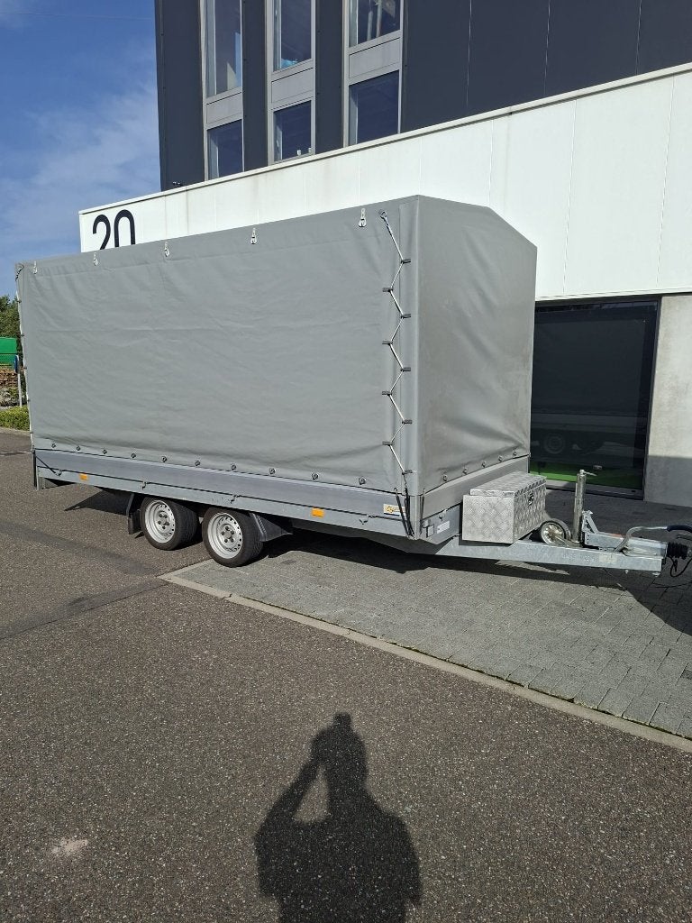 aanhangwagen, Enlèvement, Comme neuf