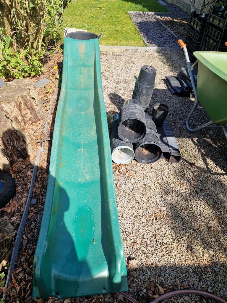 Groene glijbaan in goede staat, Ophalen, Glijbaan