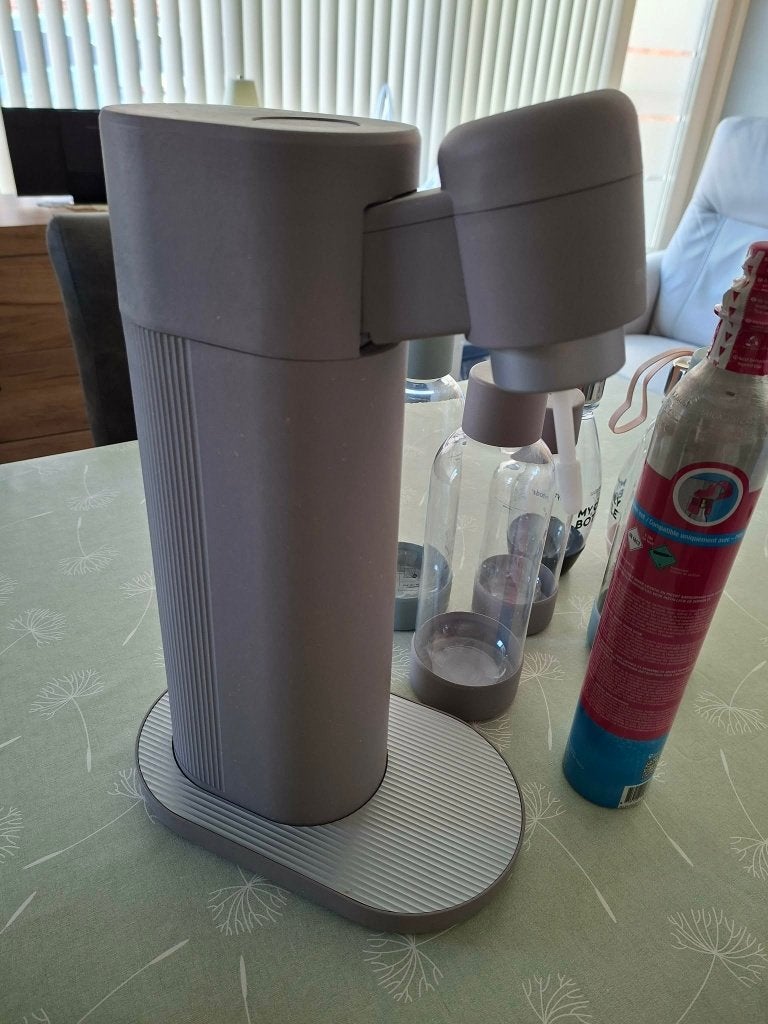 Sodastream met flessen en extra gasfles., Ophalen, Nieuw