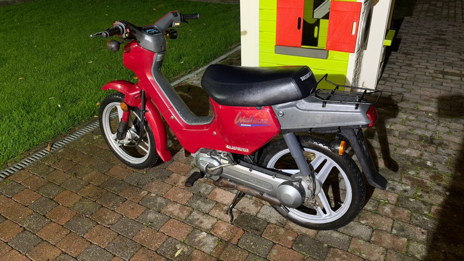 Honda brommer b klasse, Fietsen en Brommers, Ophalen, Zo goed als nieuw