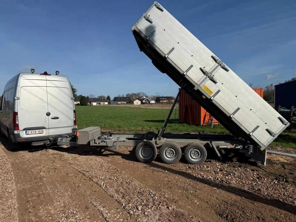 Kipper aanhangwagen, Ophalen, Zo goed als nieuw