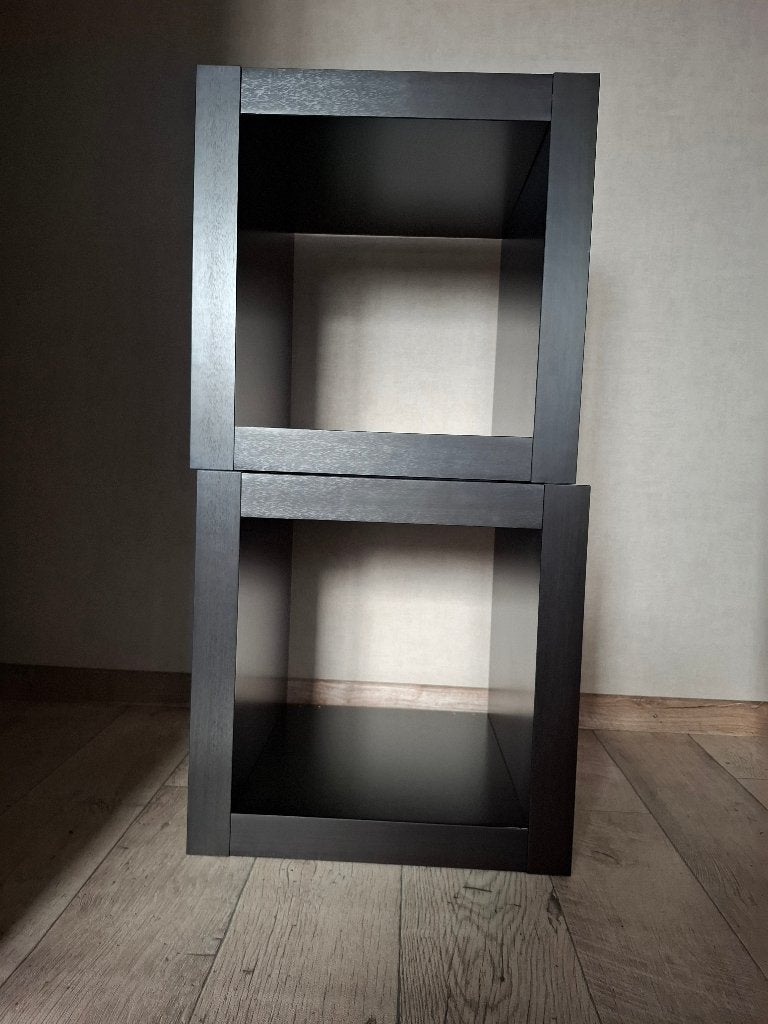 2 Tables de chevet/bouts de canapé expedit ikea, Neuf, Enlèvement, Bois, 45 à 65 cm