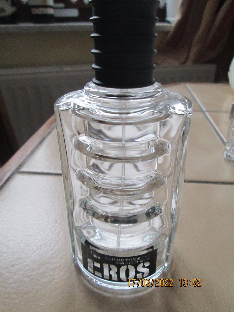Eau de Toilette « EROS » bouteille vide, Enlèvement, Utilisé, Bouteille de parfum