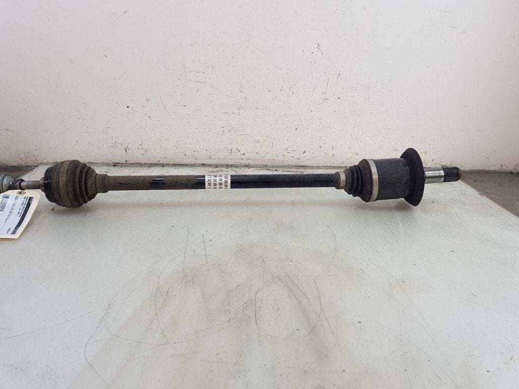 CARDAN ARRIERE DROIT (TRANSMISSION) 3 serie Touring (G21), Utilisé, BMW, Petuelring 130
80809  München, DE, Bayerische Motoren Werke AG