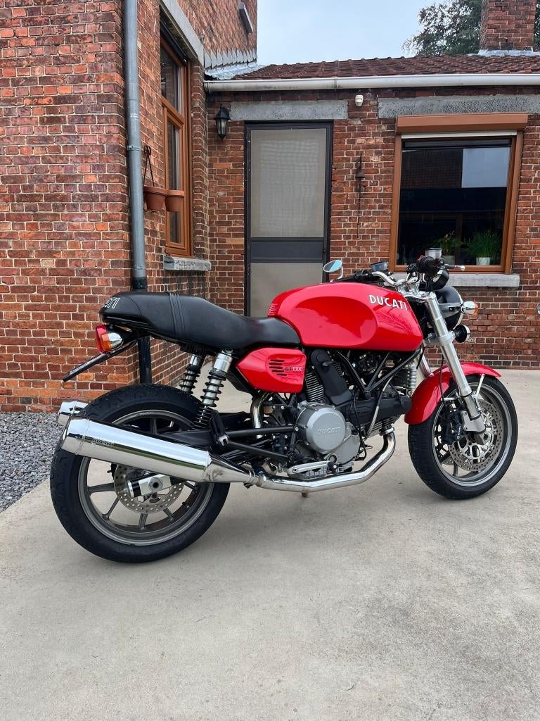 Ducati GT1000 gekeurd16.000km, Motoren, 2 cilinders, Sportuitlaat, Occasion, Motorrijbewijs A
