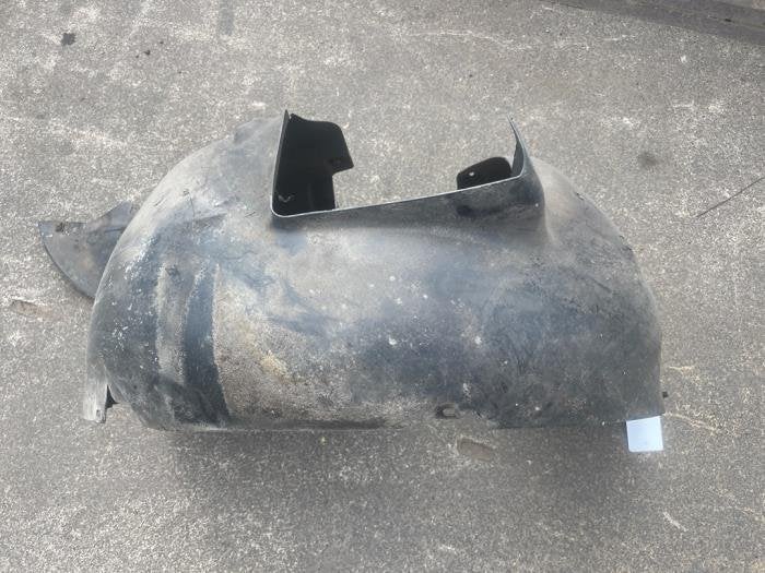 Passage de roue d'un Volkswagen Caddy, Volkswagen, -, 3 mois de garantie, Utilisé