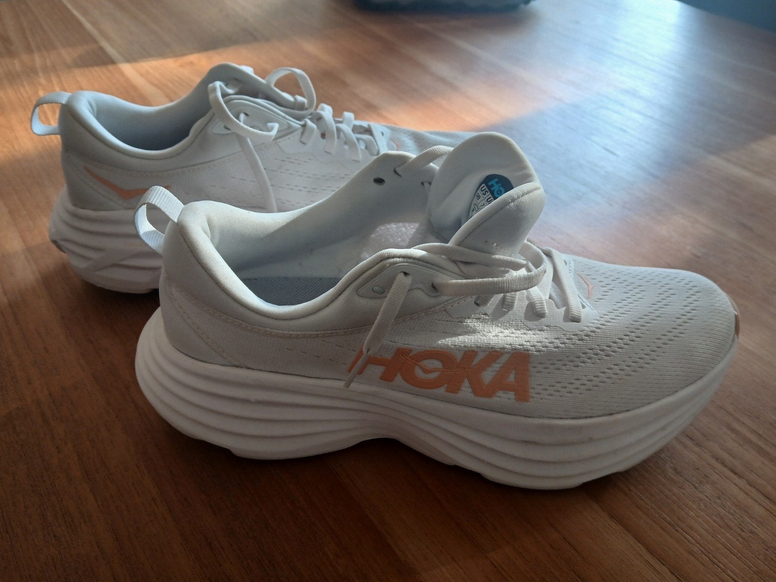 Hoka Dames, Enlèvement, Comme neuf