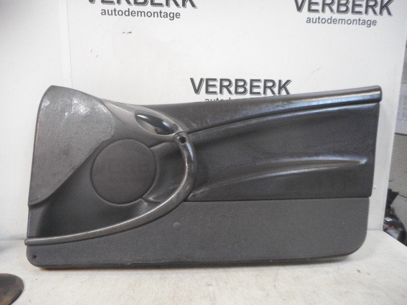PORTIERBEKLEDING RECHTS Ford Cougar (ECX / W) (98bbc23942), Gebruikt, Henry-Ford-Straße  1
50735  Köln, DE, Ford-Werke GmbH, Kunden@ford.com