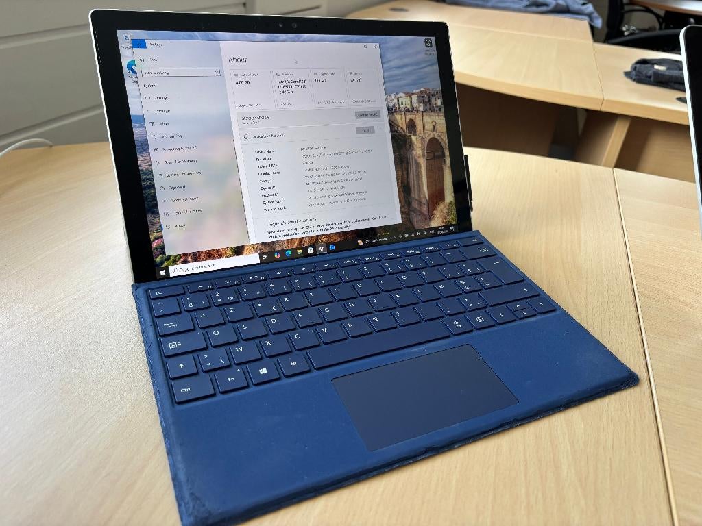 Microsoft Surface Pro 4, Informatique & Logiciels, 12 pouces, Enlèvement, Utilisé, SSD