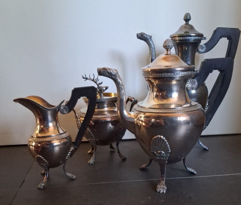 mills verzilverd servies, Ophalen