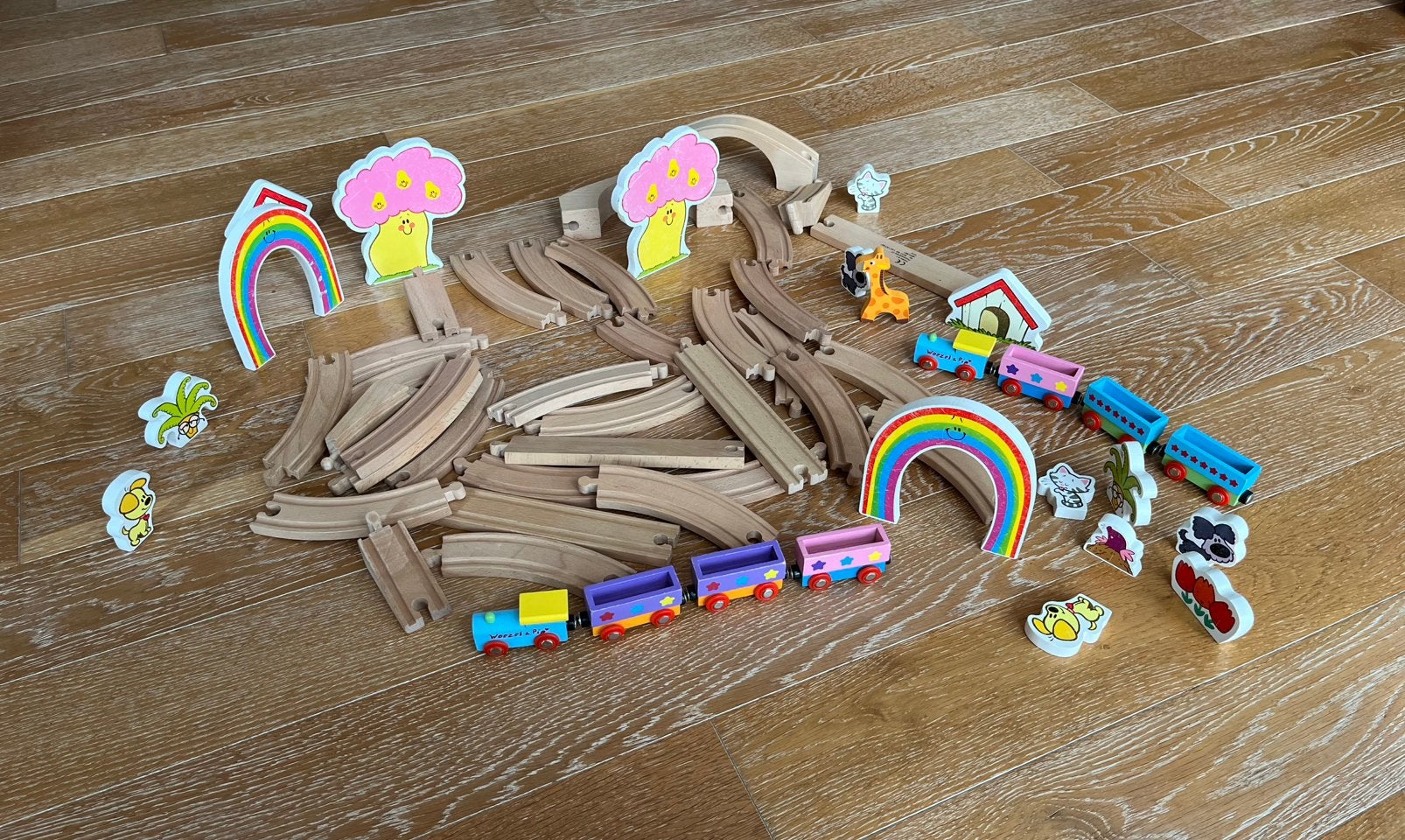Houten treinbaan, treintjes en extra’s, Enlèvement ou Envoi, Comme neuf
