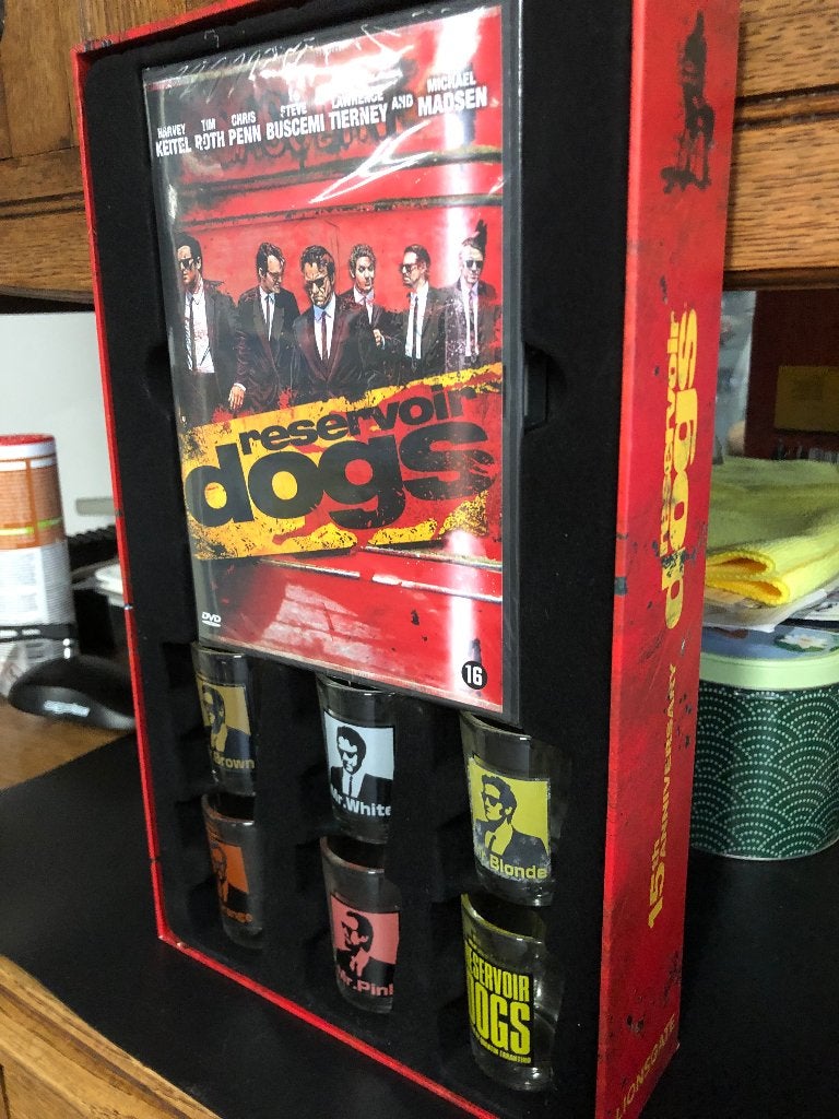 reservoir dogs unieke movie box, Cd's en Dvd's, Dvd's | Klassiekers, Engels, Vanaf 16 jaar, Overige genres, Ophalen of Verzenden