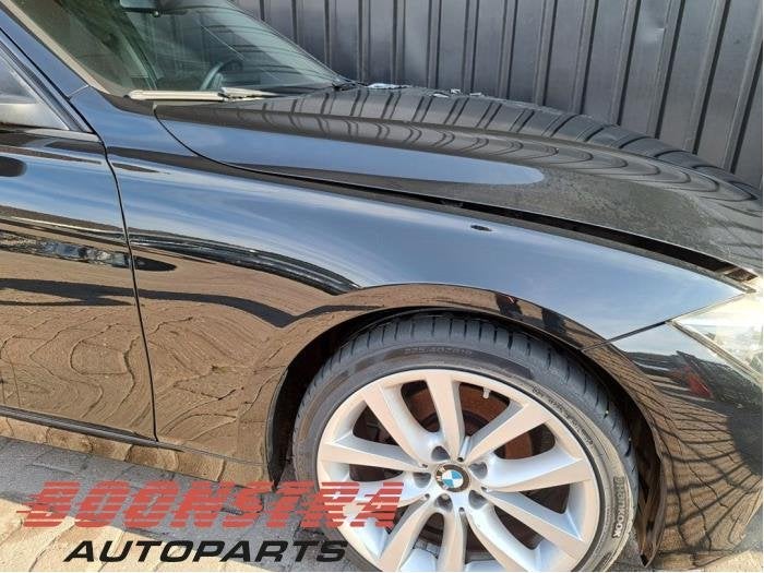 Aile avant droite d'un BMW 3-Serie (3-Serie 11-) (668), Autos : Pièces & Accessoires, -, 3 mois de garantie, Utilisé, -