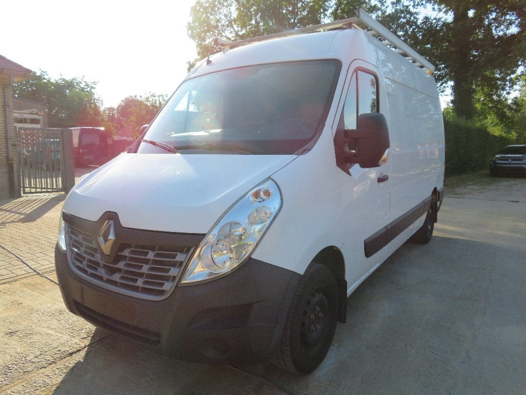 Renault Master 2.3dCi - Ingericht - 174.576km - 2019 - €6b, Auto's, Bestelwagens en Lichte vracht, Voorwielaandrijving, Dealer onderhouden