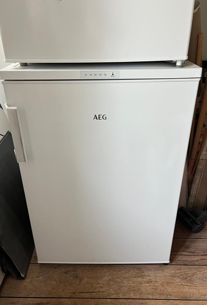 Vriezer AEG, Elektronische apparatuur, Vriezers en Diepvrieskisten, Ophalen, Zo goed als nieuw